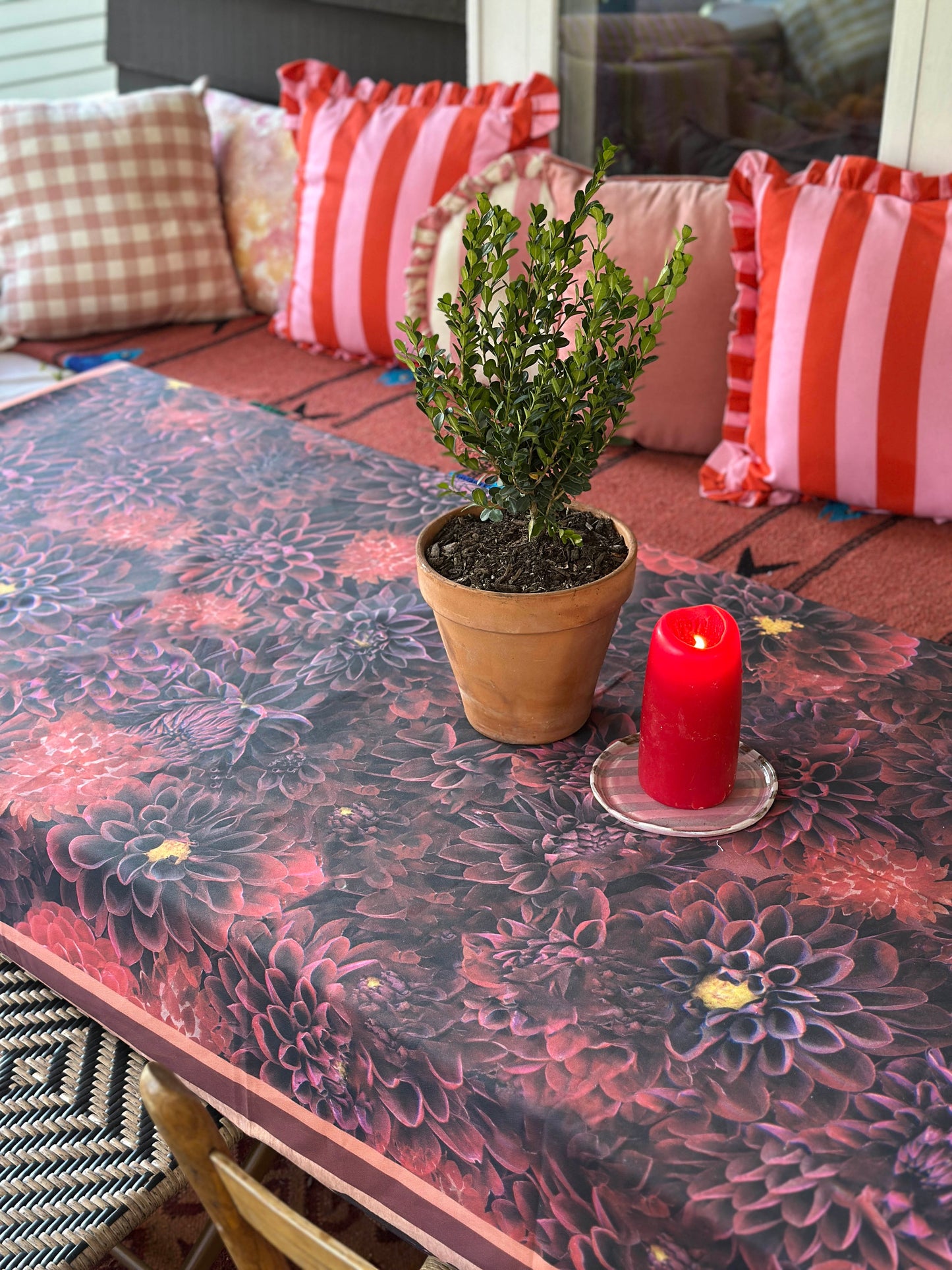 Red Dahlia Tablecloth - PREORDER